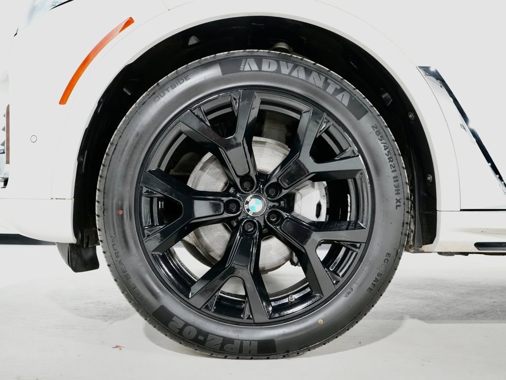 Used 2020 BMW X7 xDrive40i w/ Premium Package image 35