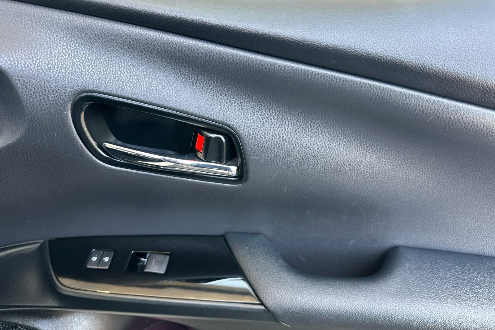 Used 2019 Toyota Prius Prime Premium FWD image 21