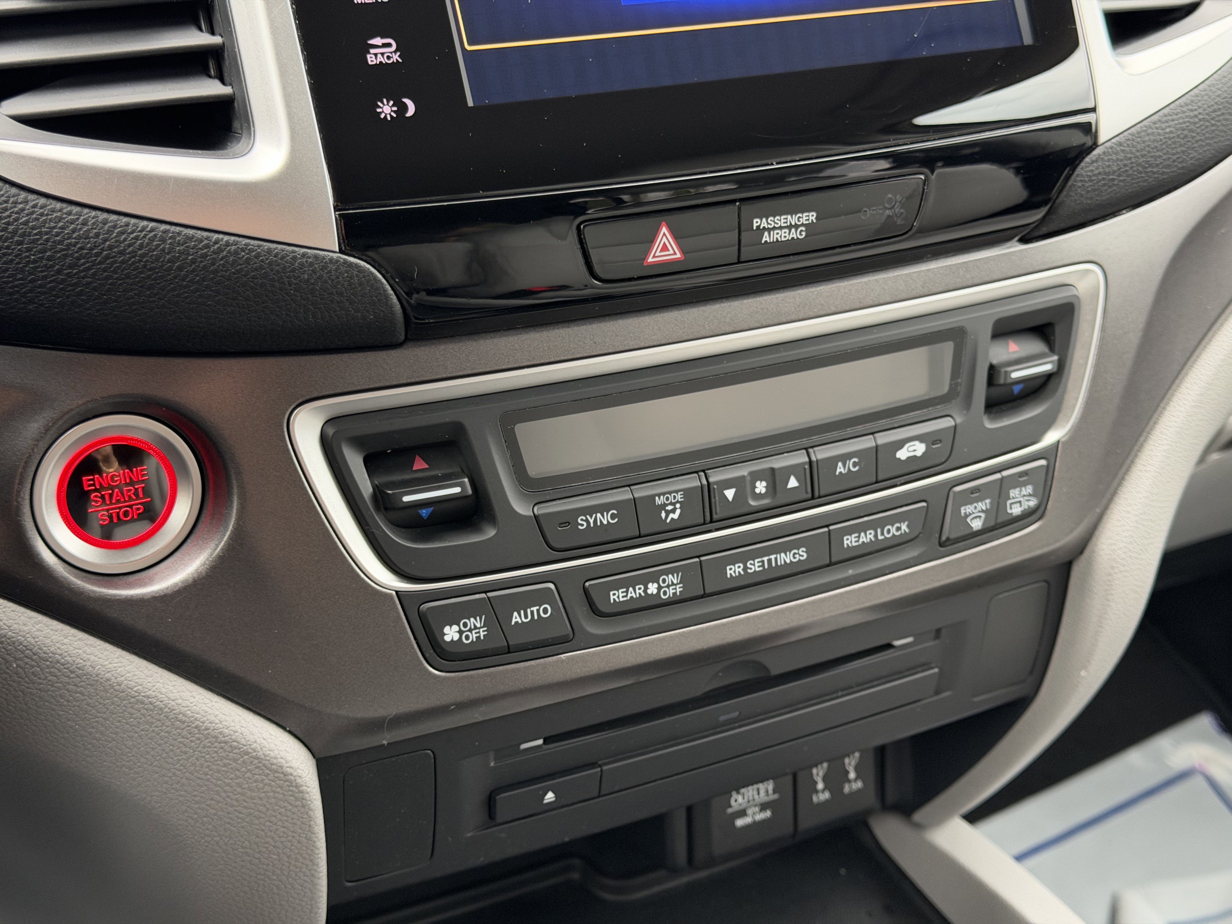 Used 2017 Honda Pilot EX image 23