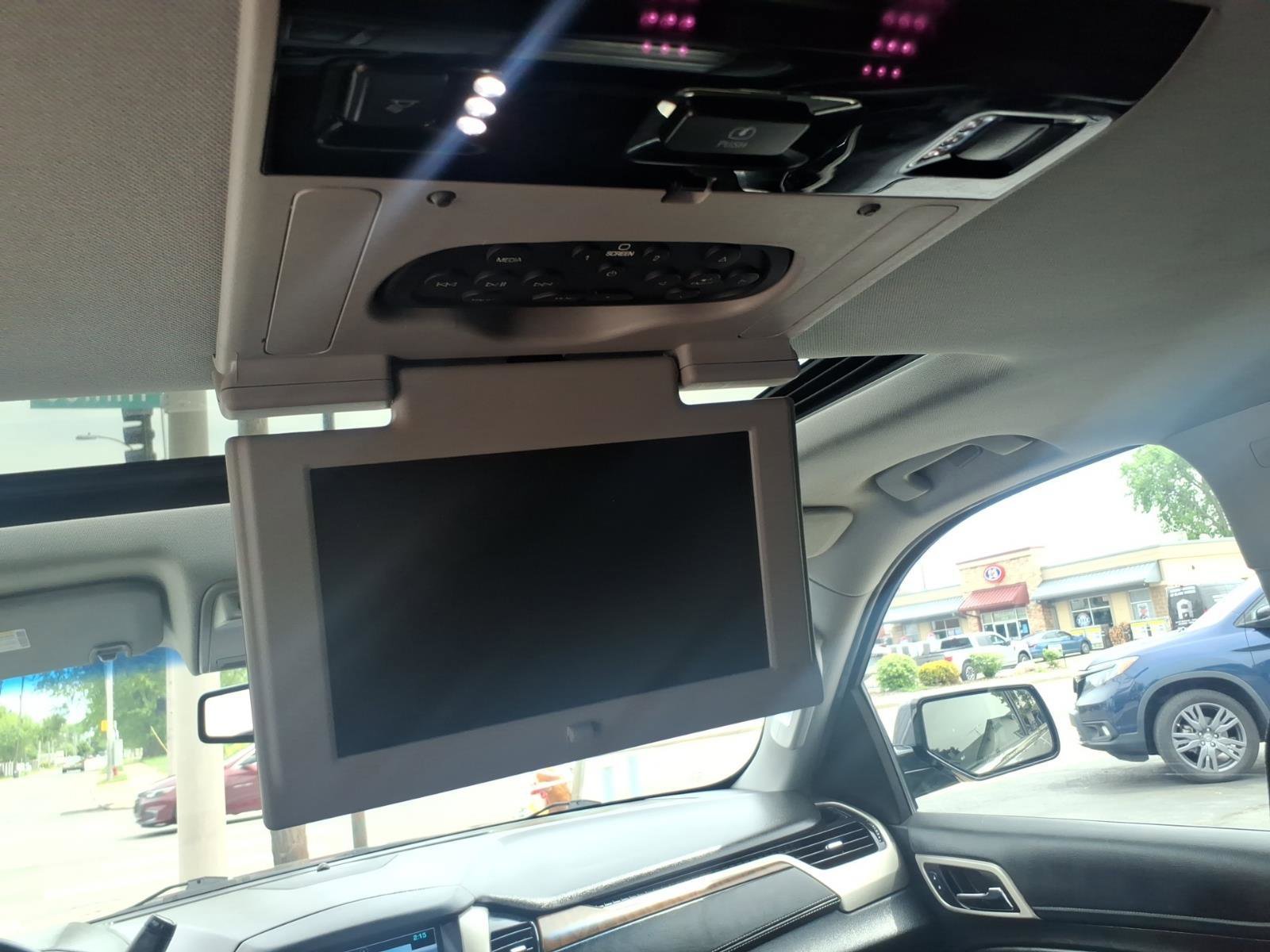 Used 2019 GMC Yukon Denali w/ Denali Ultimate Package AWD/4WD image 19