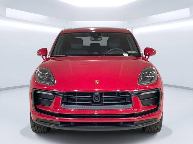 Certified 2026 Porsche Macan AWD/4WD image 10
