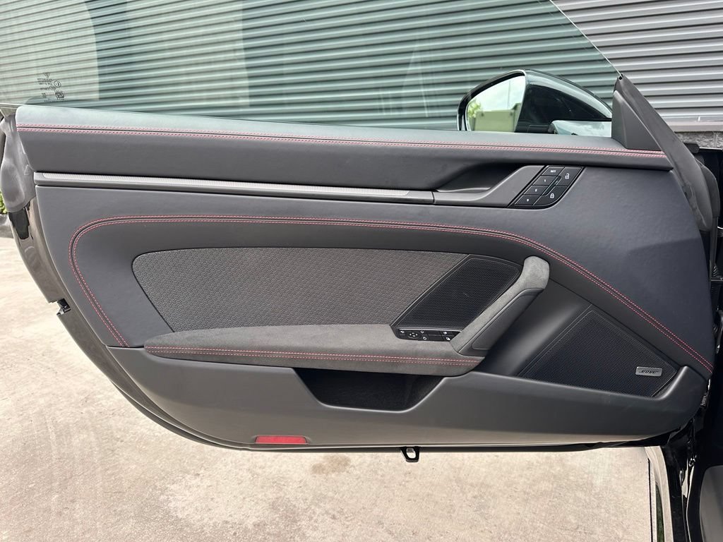 Certified 2026 Porsche 911 Targa 4 GTS AWD/4WD image 19