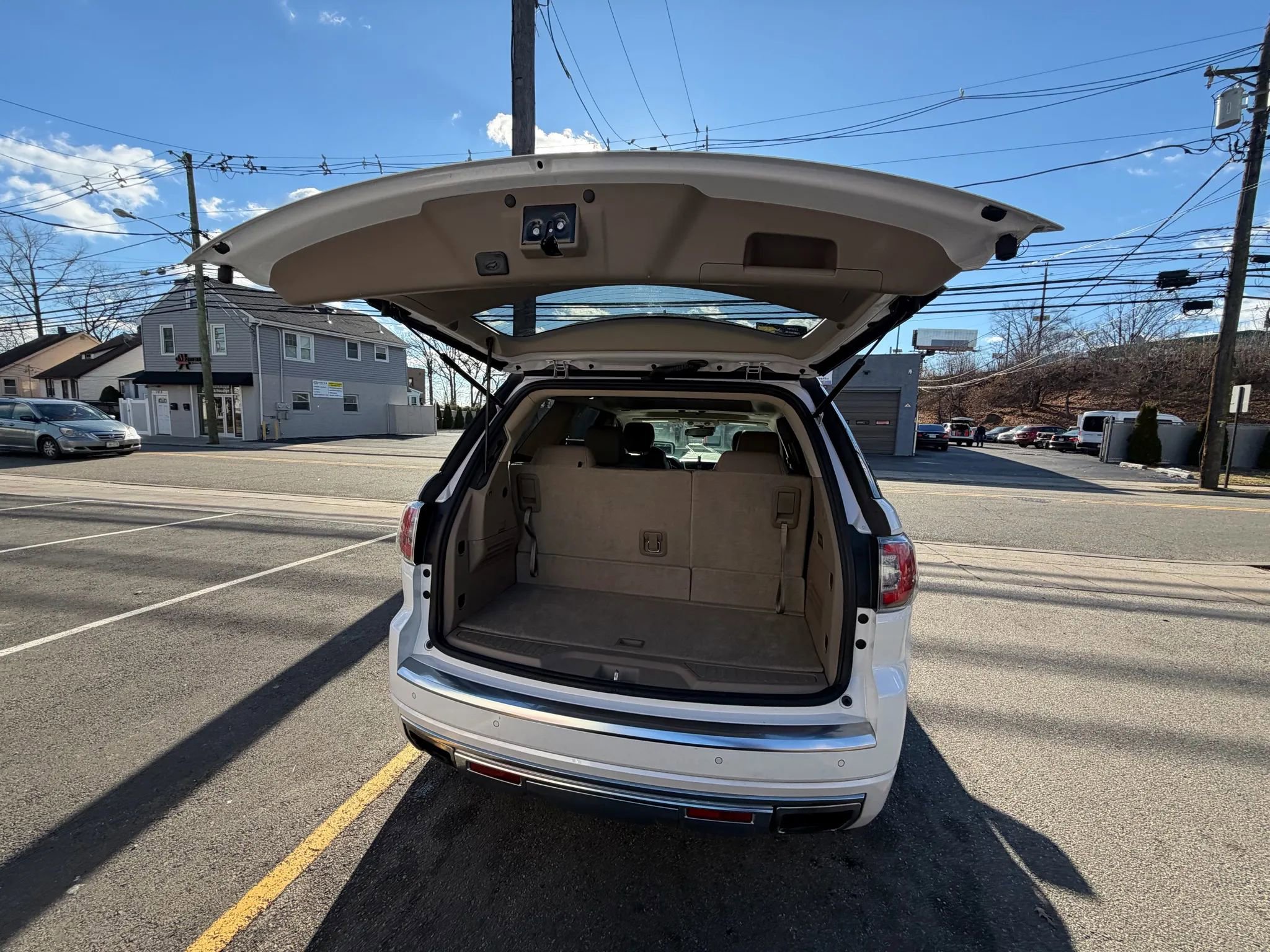 Used 2016 GMC Acadia Denali image 15