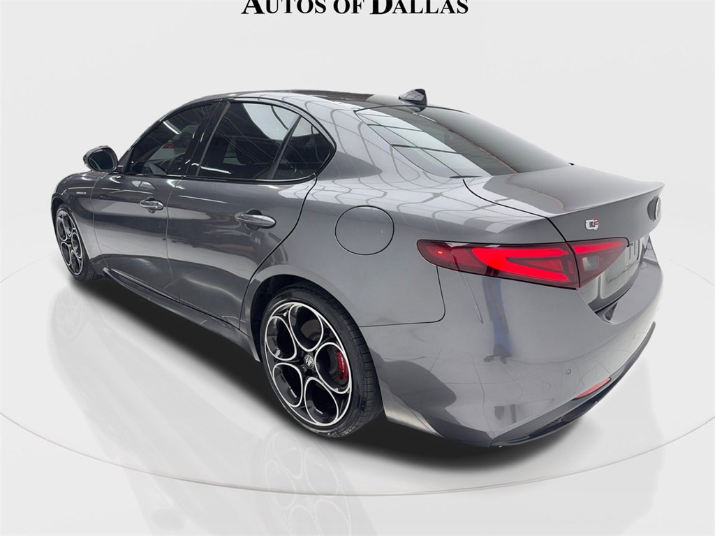 Used 2022 Alfa Romeo Giulia Veloce image 10