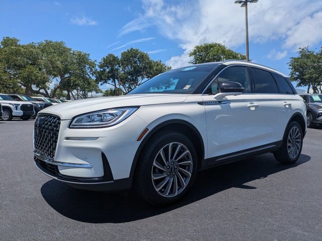 Used 2023 Lincoln Corsair Reserve w/ Equipment Group 201A FWD image 8