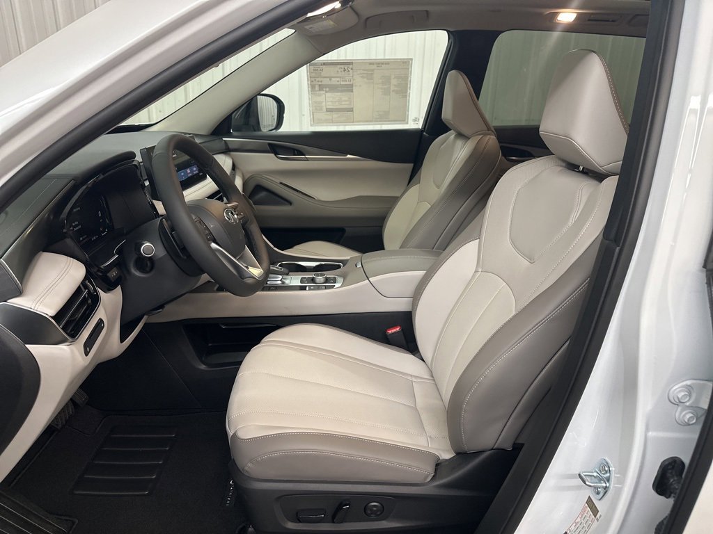 New 2026 INFINITI QX60 Pure w/ Cargo Package image 13