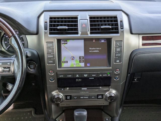 Used 2016 Lexus GX 460 w/ Premium Package AWD/4WD image 17