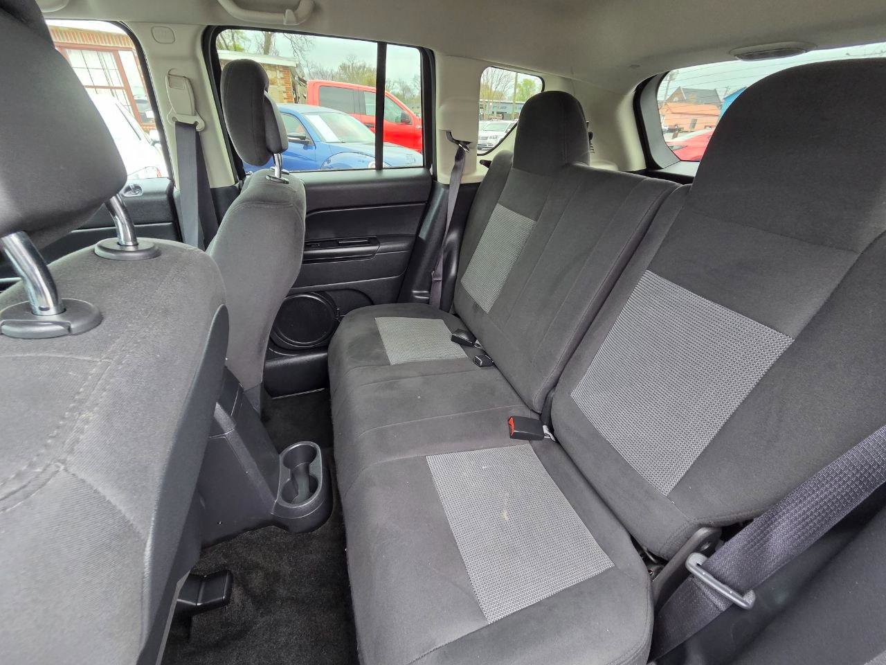 Used 2017 Jeep Compass Sport w/ Power Value Group image 14