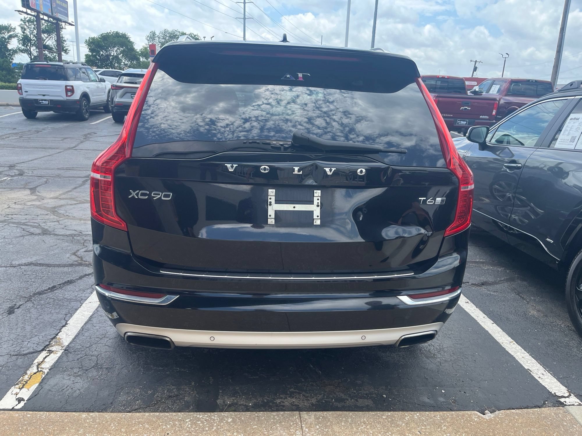 Used 2018 Volvo XC90 T6 Inscription w/ Convenience Package AWD/4WD image 3