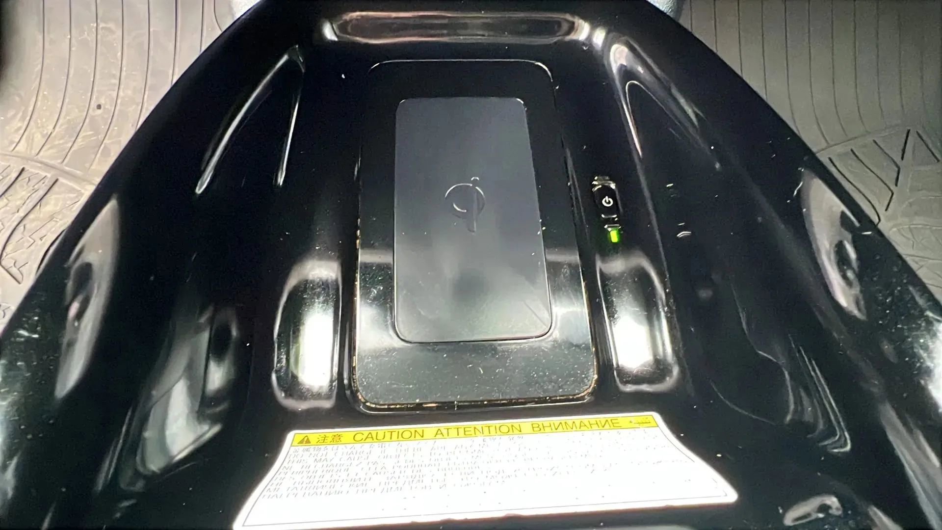 Used 2017 Toyota Prius Prime Advanced w/ Preferred Accessory Package image 22