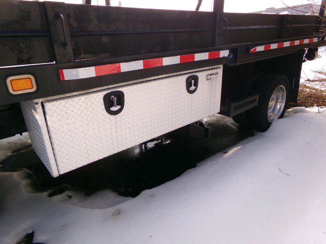 Used 2014 Ford F550 2WD Regular Cab Super Duty image 7