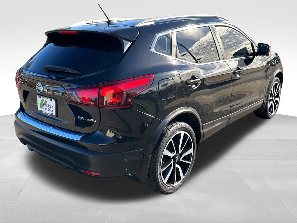 Used 2017 Nissan Rogue Sport SL AWD/4WD image 8
