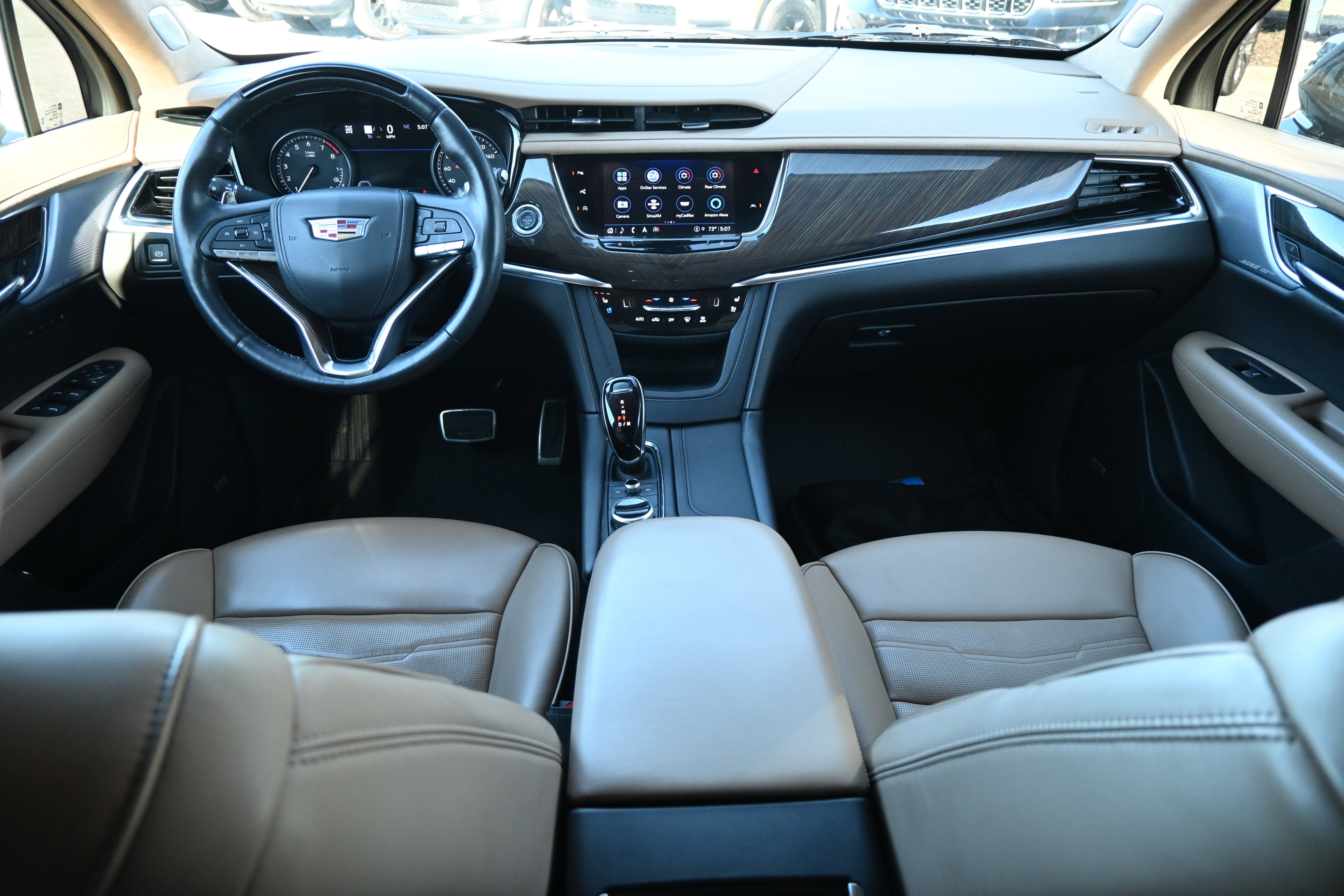 Used 2024 Cadillac XT6 Sport w/ LPO, Onyx Lite Package image 3