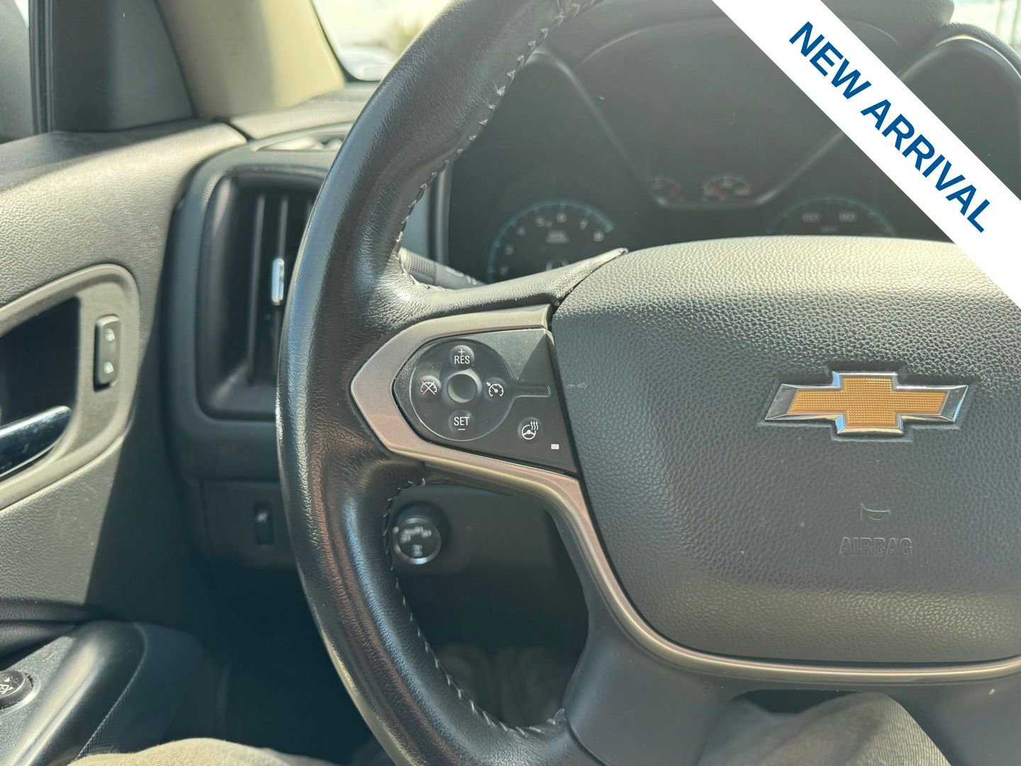 Used 2022 Chevrolet Colorado Z71 w/ Z71 Midnight Edition image 20