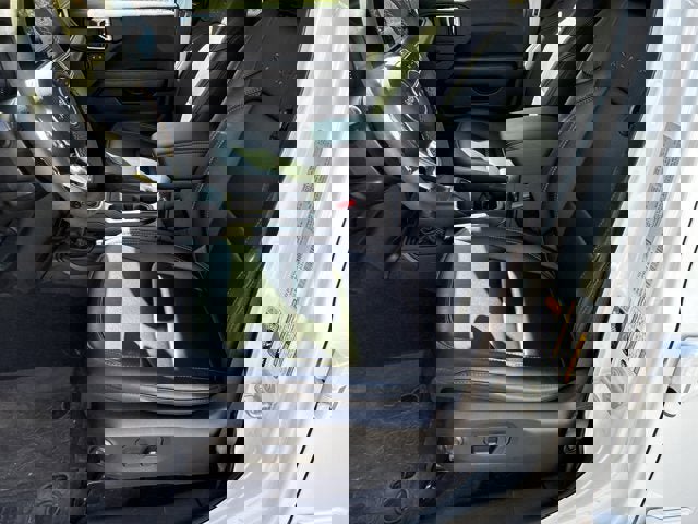 Used 2024 Jeep Wrangler Unlimited Sahara image 23