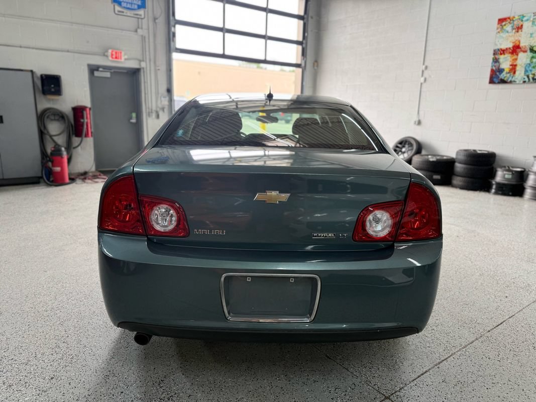 Used 2009 Chevrolet Malibu LT w/ Power Convenience Package FWD image 4