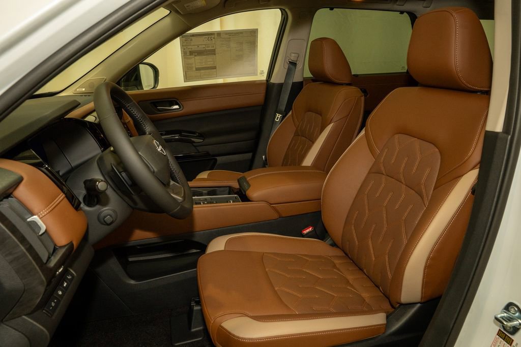 New 2026 Nissan Pathfinder Platinum image 15