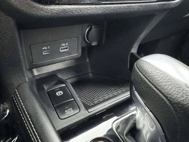 Used 2023 Nissan Kicks SR FWD image 30