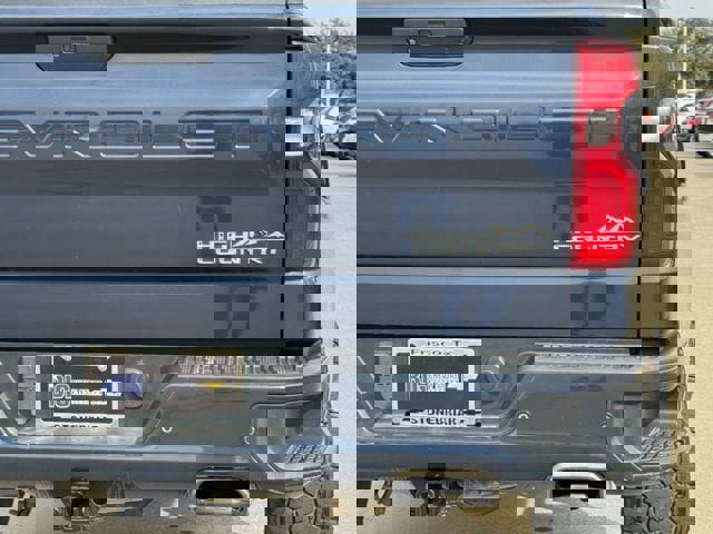 Used 2020 Chevrolet Silverado 1500 High Country w/ Technology Package image 7