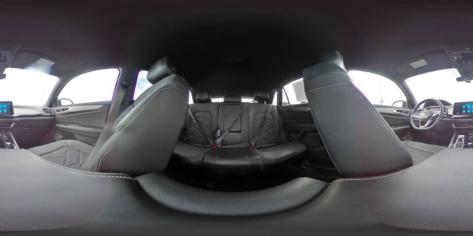 Used 2024 Volkswagen Atlas Cross Sport SE image 44