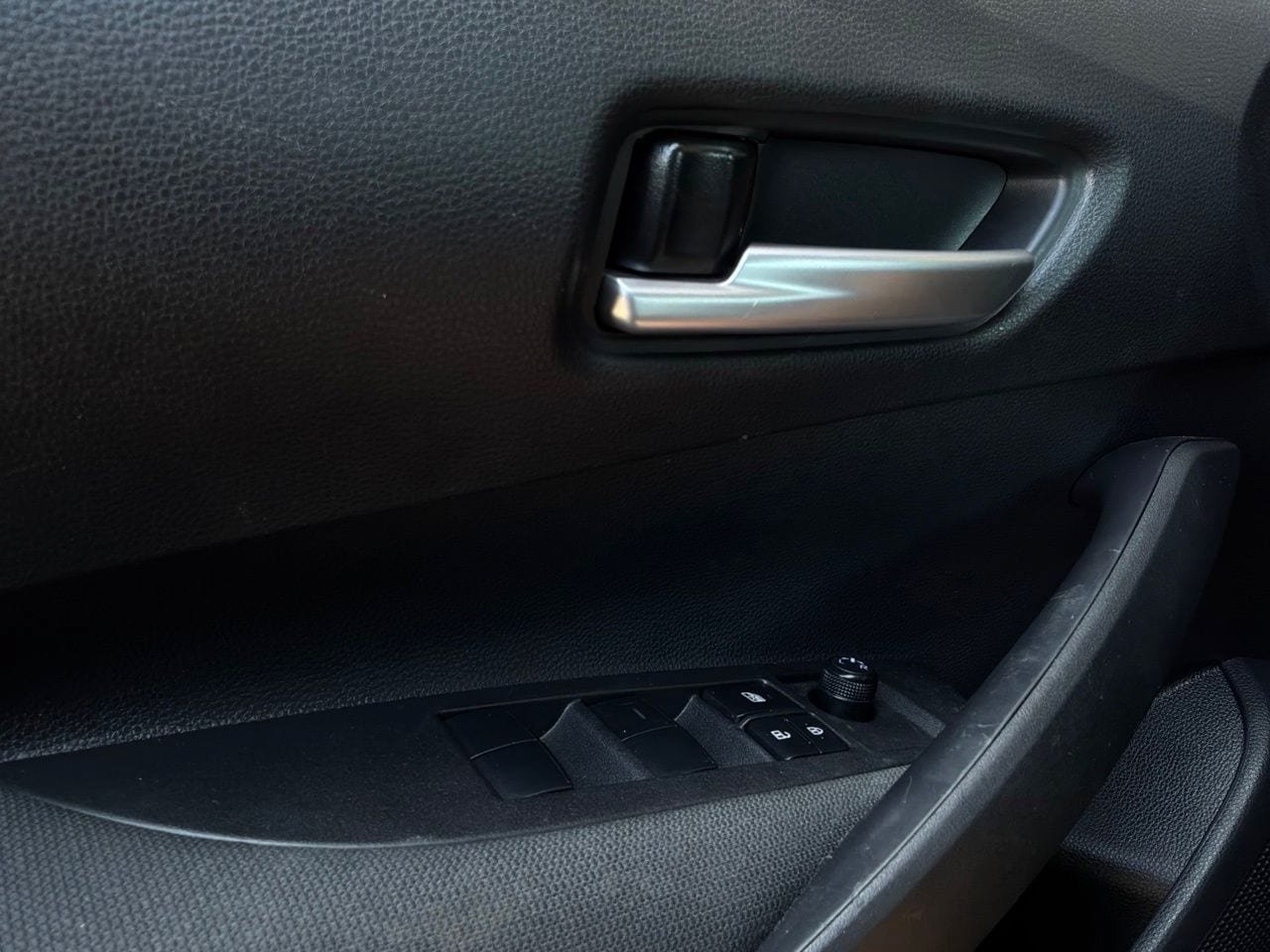 Used 2026 Toyota Corolla SE FWD image 21