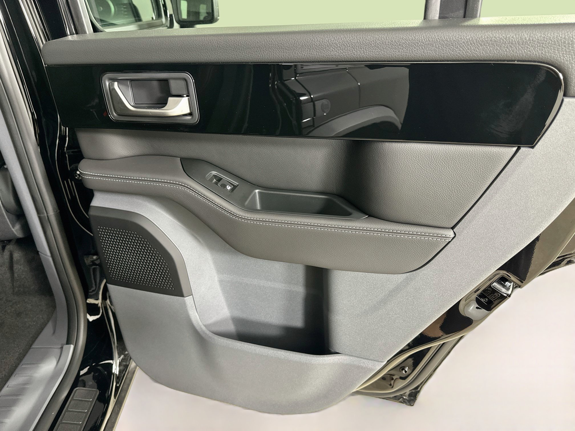New 2026 INEOS Grenadier Station Wagon AWD/4WD image 45