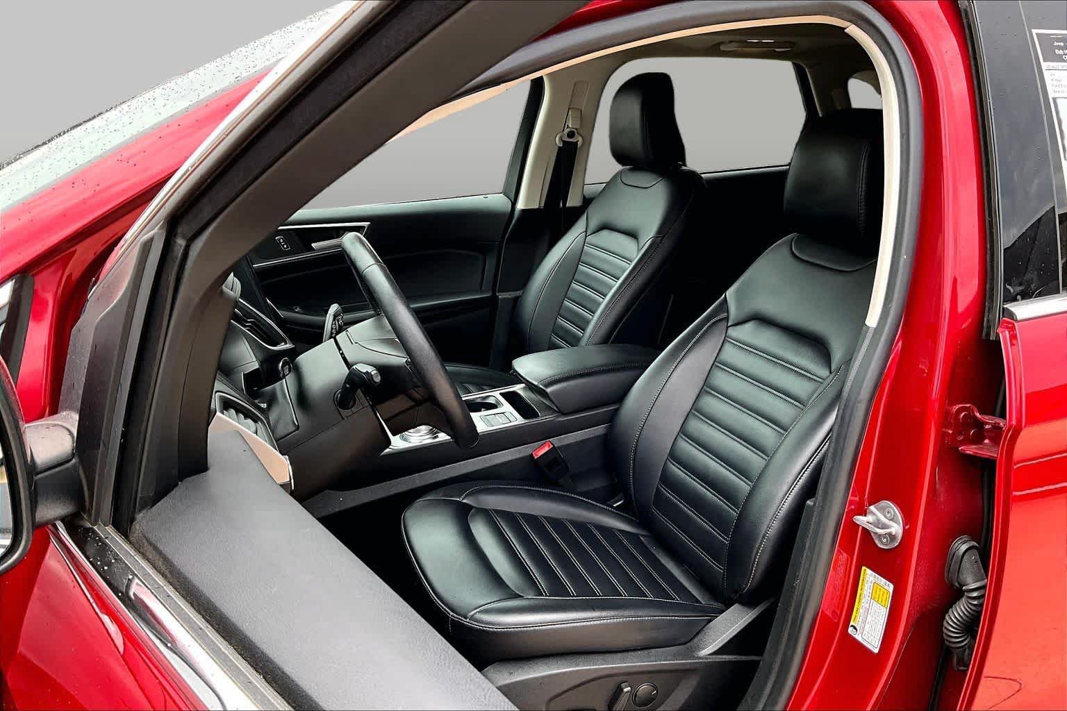 Used 2022 Ford Edge SEL w/ Convenience Package AWD/4WD image 8