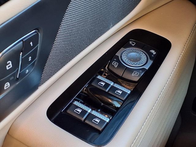 Certified 2024 Lincoln Nautilus Premier image 14