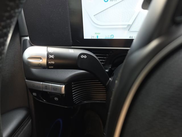 Used 2023 Hyundai Ioniq 5 SEL image 15