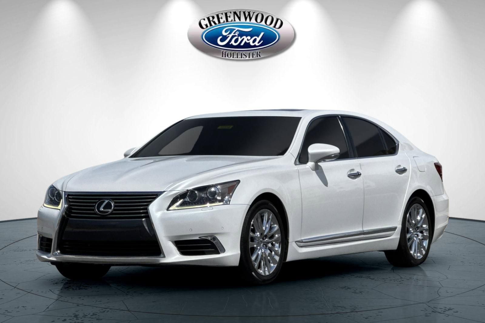 Used 2017 Lexus LS 460 w/ Comfort Package image 8