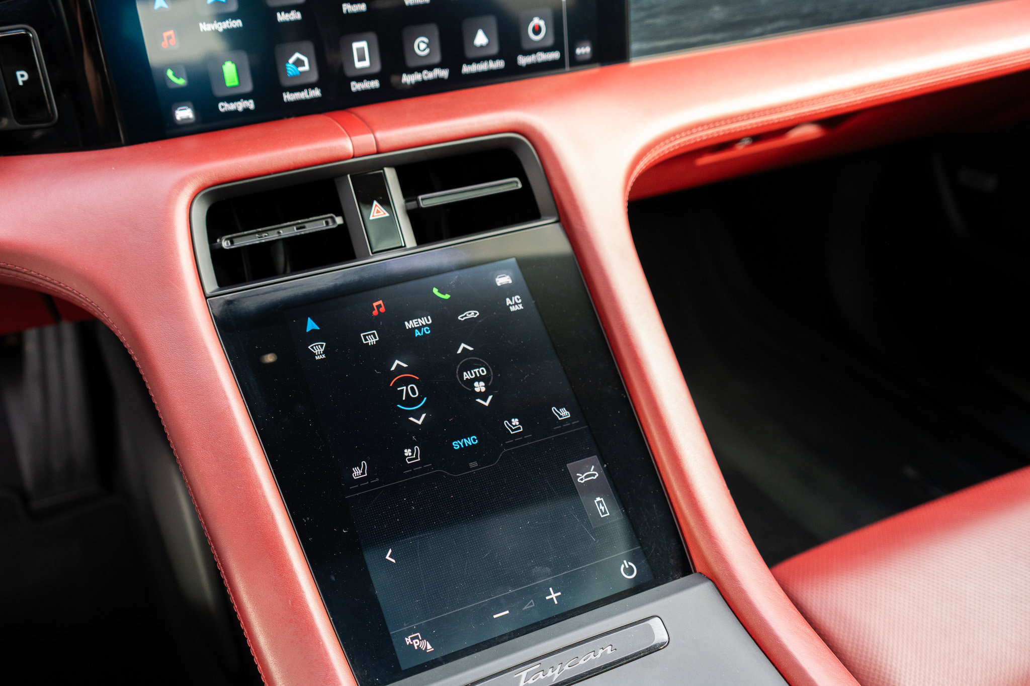 Used 2020 Porsche Taycan 4S image 28