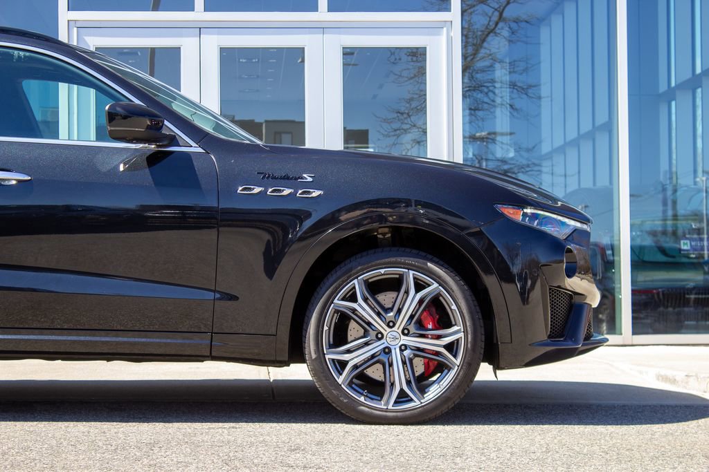 Used 2022 Maserati Levante Modena S image 5