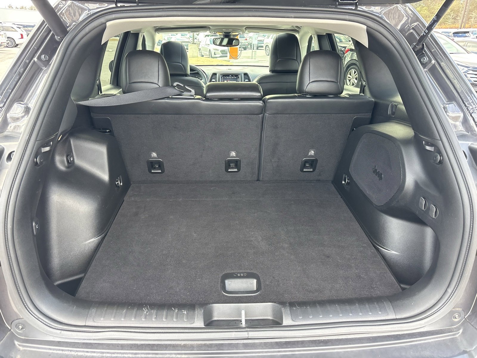 Used 2022 Jeep Cherokee Trailhawk w/ Sun, Sound & Nav Group image 15