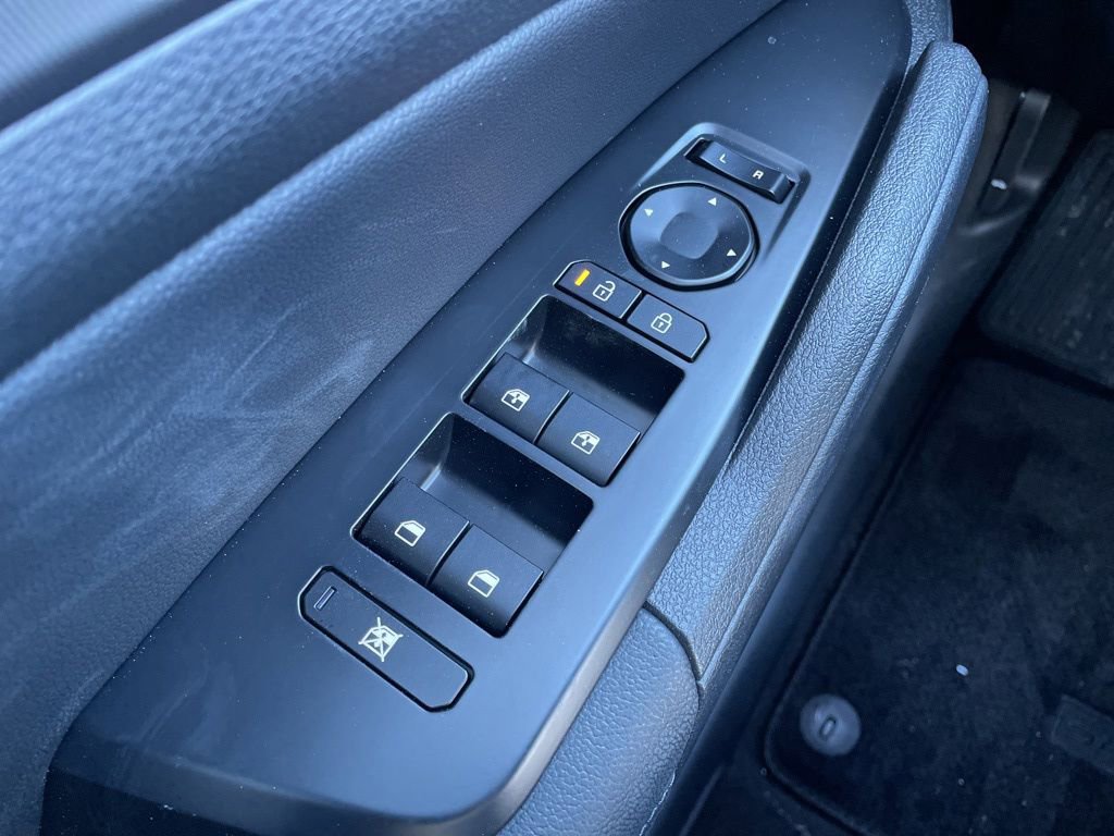 New 2026 Kia Sportage EX image 23