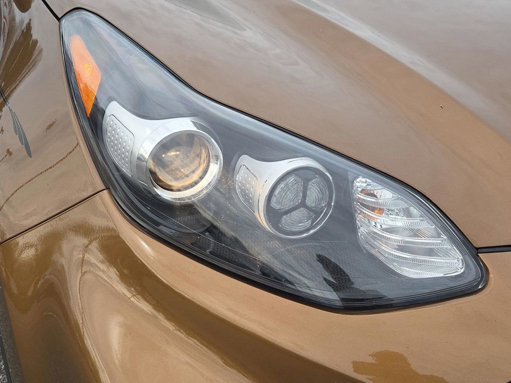 Used 2020 Kia Sportage EX image 5