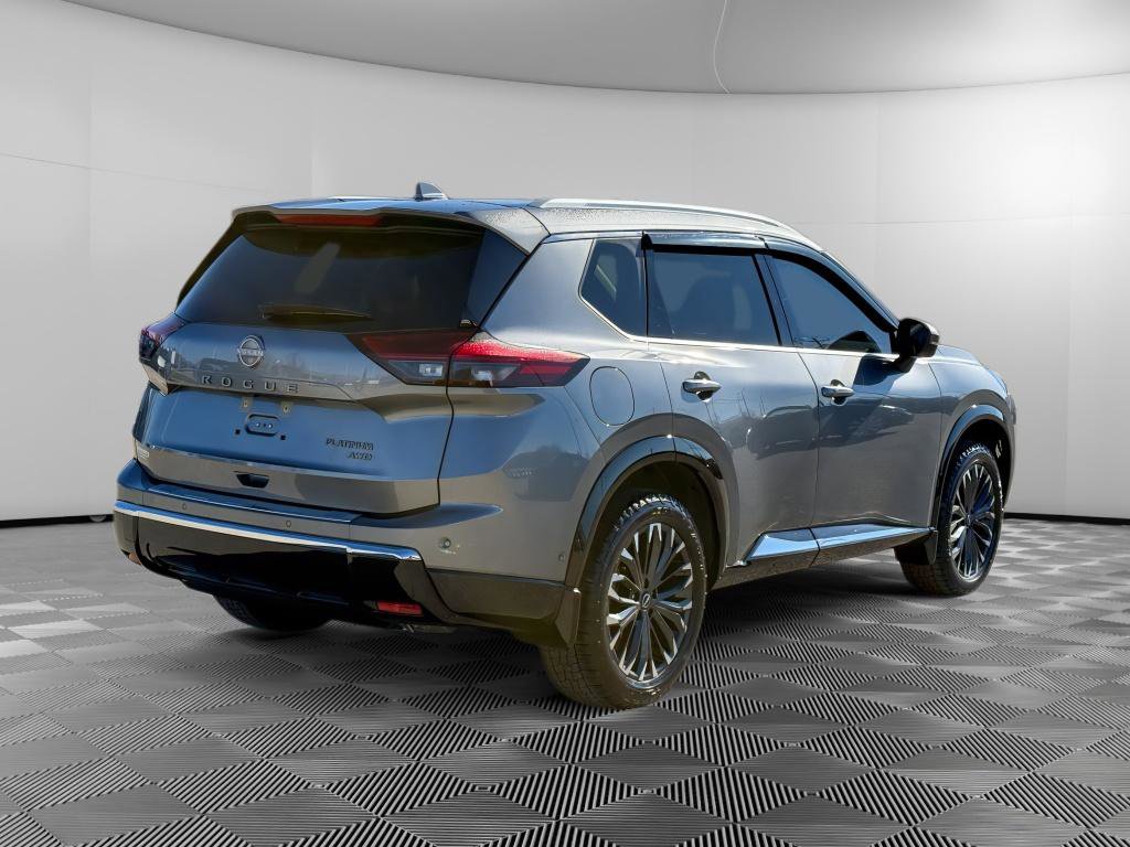 Used 2024 Nissan Rogue Platinum w/ Platinum Premium Package image 11