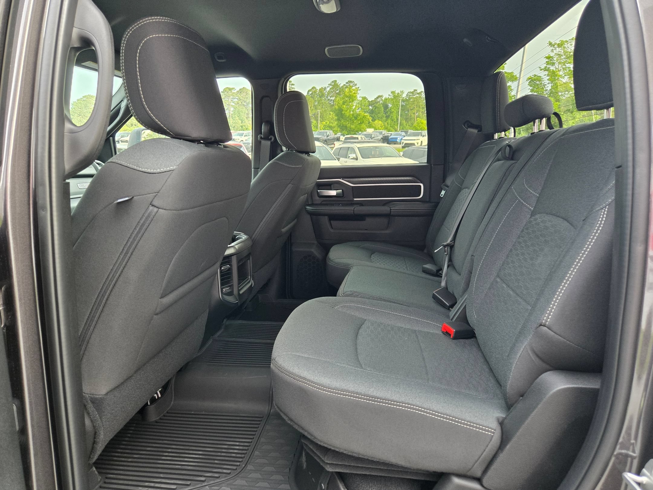 New 2026 RAM 2500 Big Horn AWD/4WD image 32