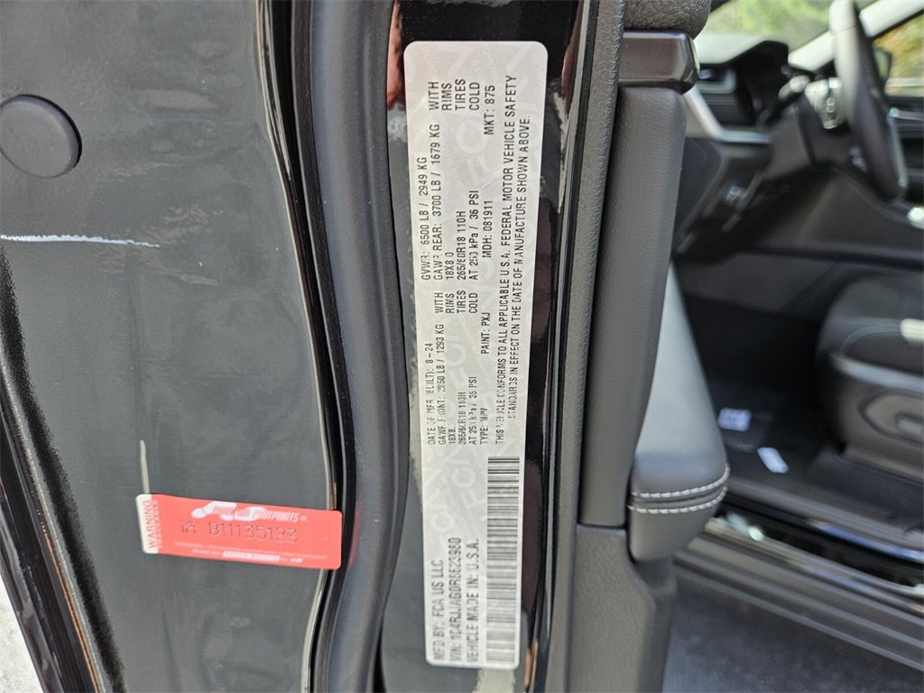 New 2024 Jeep Grand Cherokee L Laredo w/ Luxury Tech Group I image 14