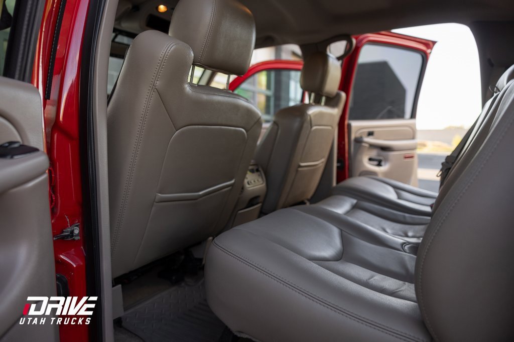 Used 2007 GMC Sierra 2500 SLT w/ Heavy-Duty Power Package image 25