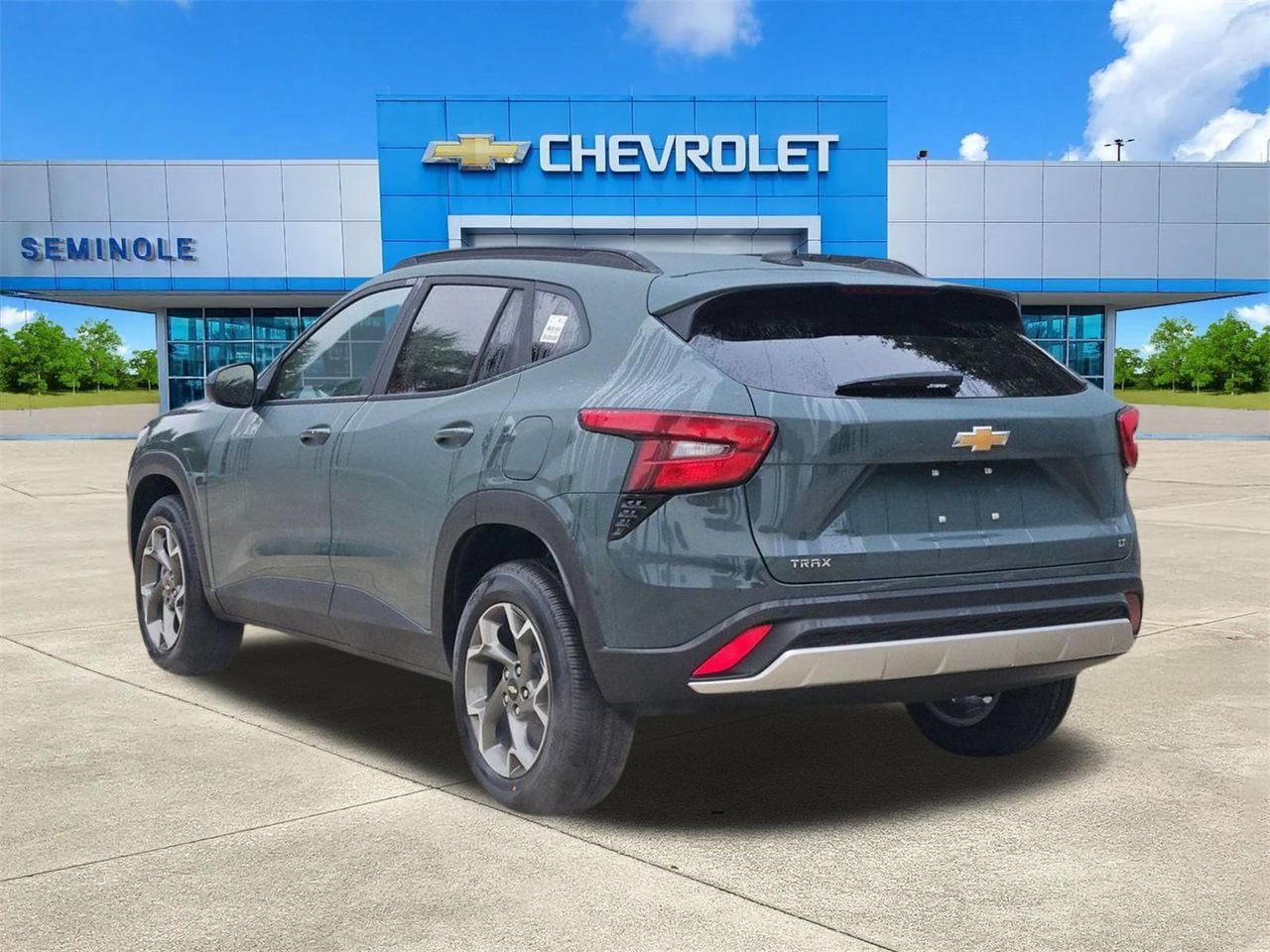 New 2026 Chevrolet Trax LT w/ Driver Confidence Package FWD image 3