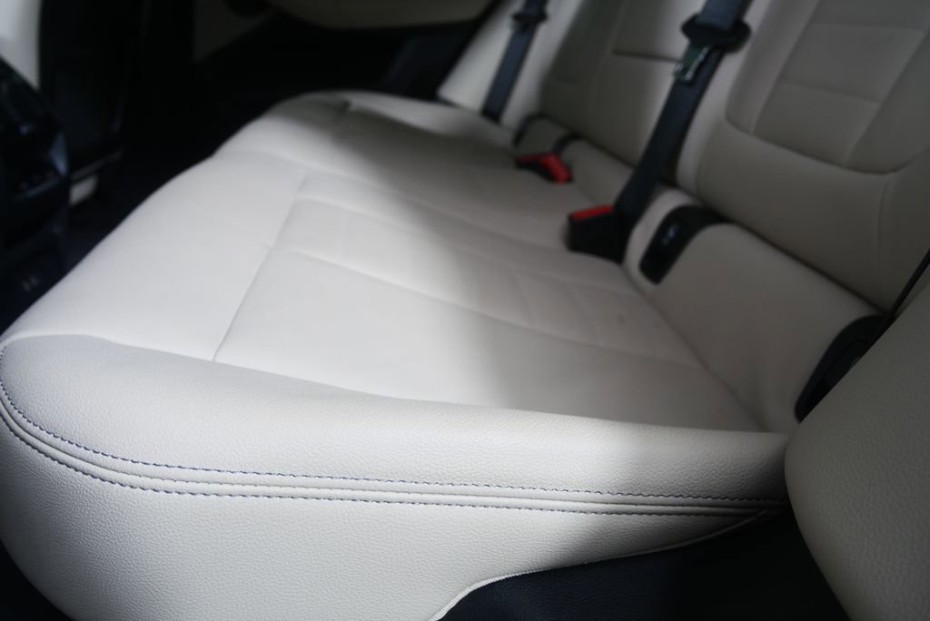 Used 2020 BMW X4 xDrive30i w/ M Sport Package 2 image 14