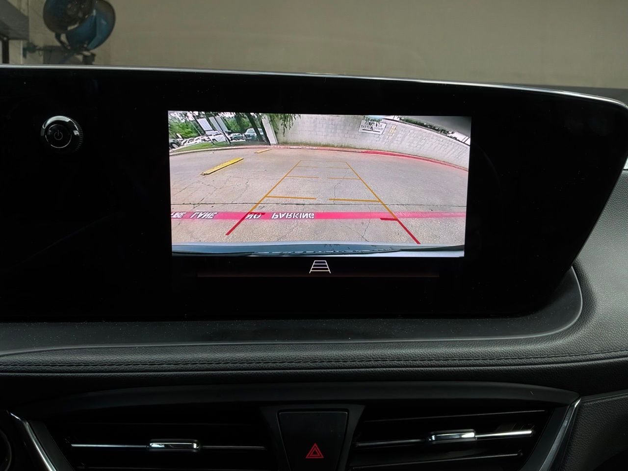 Used 2025 Buick Encore GX Preferred AWD/4WD image 30
