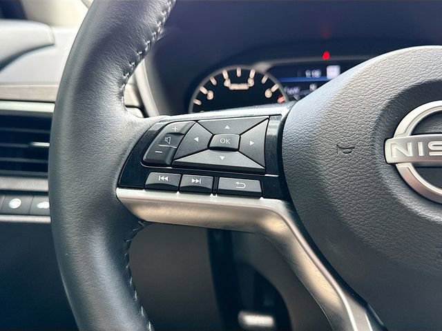 Used 2024 Nissan Altima 2.5 SL FWD image 35