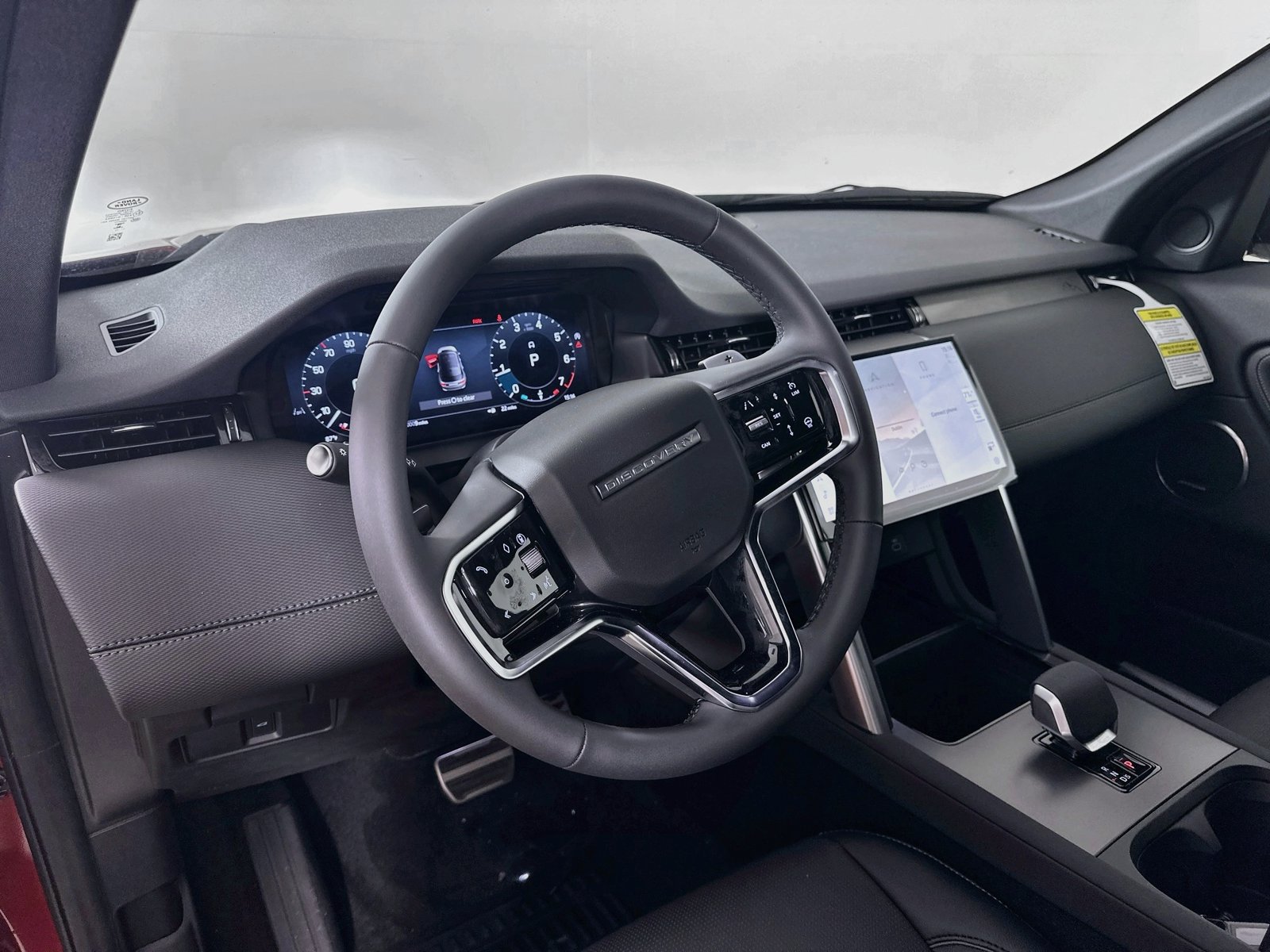 New 2026 Land Rover Discovery Sport Landmark AWD/4WD image 31