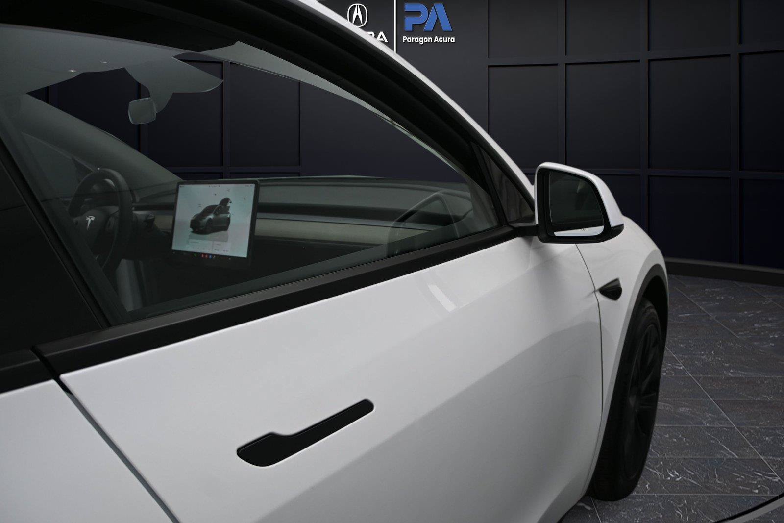 Used 2024 Tesla Model Y Long Range AWD/4WD image 15