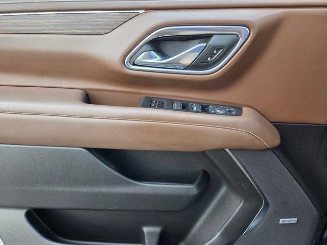 Used 2024 Chevrolet Tahoe High Country AWD/4WD image 38