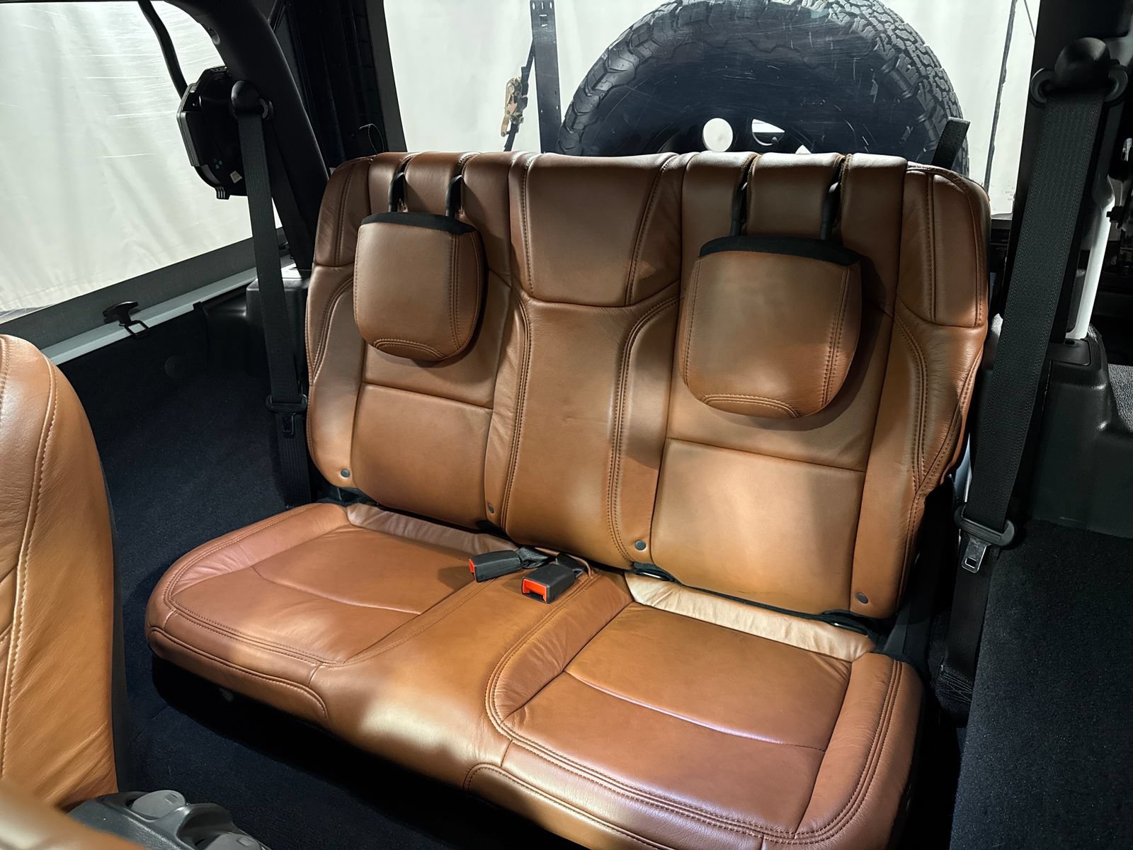 Used 2020 Jeep Wrangler Rubicon AWD/4WD image 5