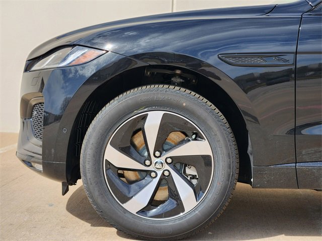 Used 2026 Jaguar F-PACE R-Dynamic S image 9