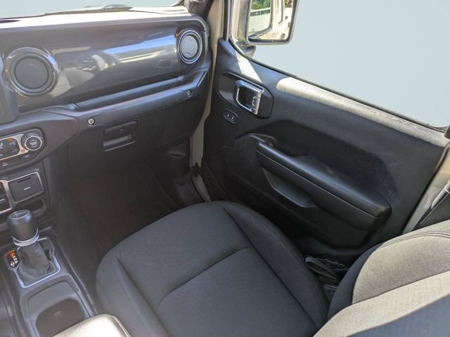 Used 2022 Jeep Gladiator Sport AWD/4WD image 17