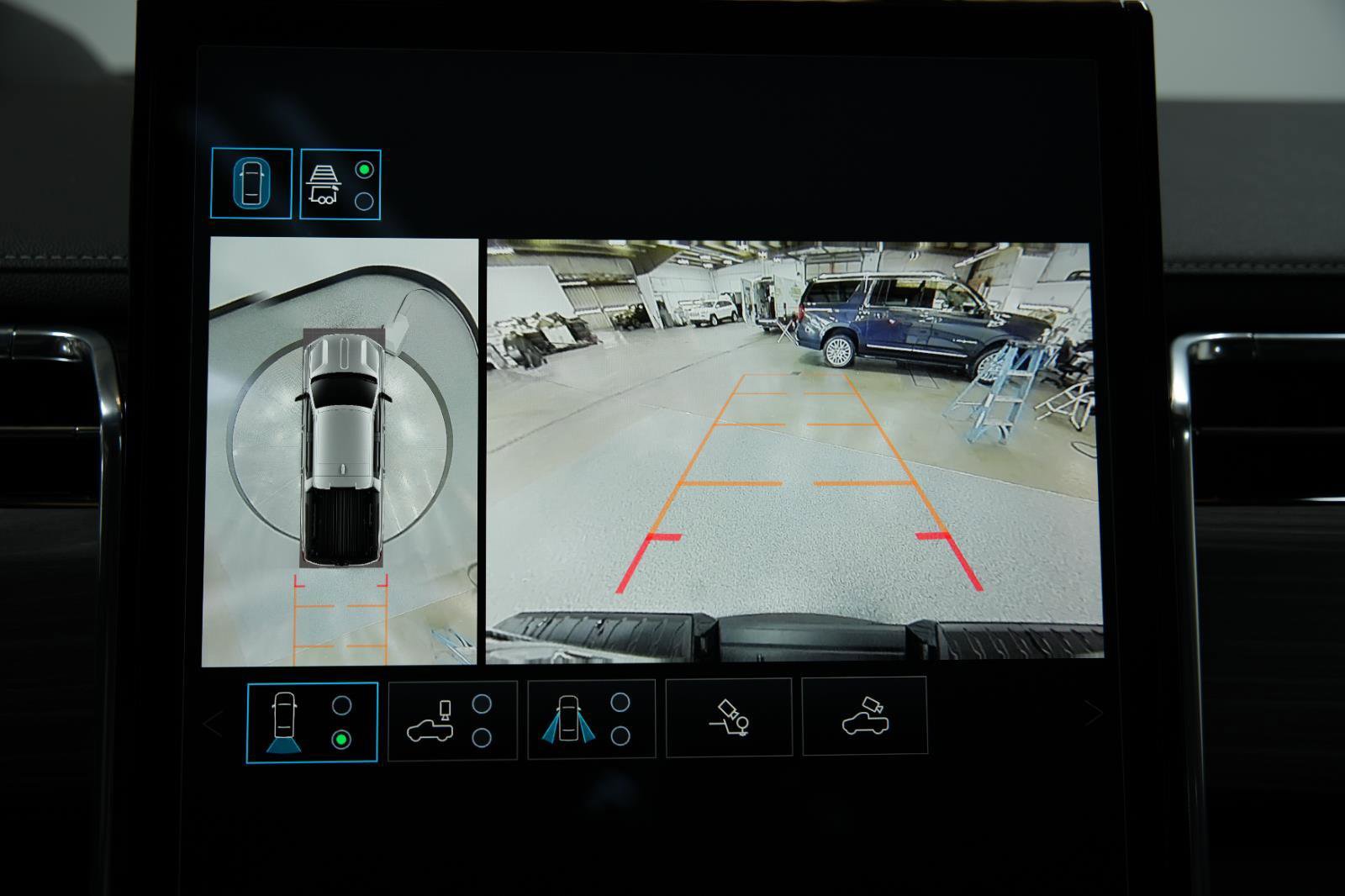 New 2025 GMC Sierra EV Denali image 36